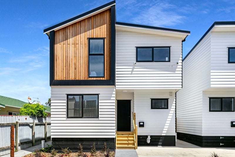 1/57 Main Road, Titahi Bay, Porirua - Carousel 2