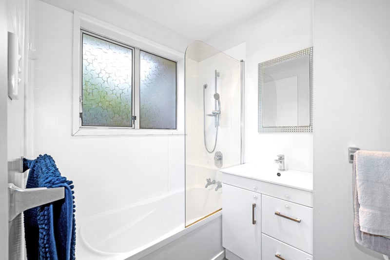 4/122 Middlepark Road, Sockburn, Christchurch - Carousel 9