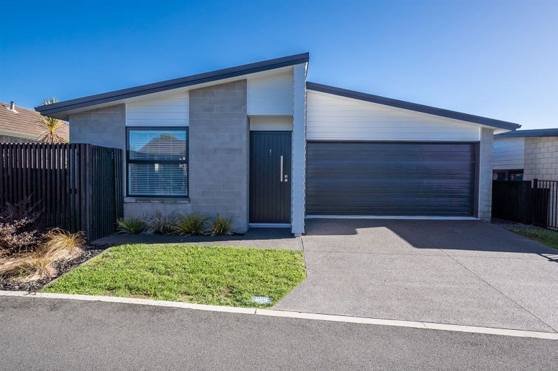 1/6 Landell Place, Harrowfield, Hamilton - Carousel 2