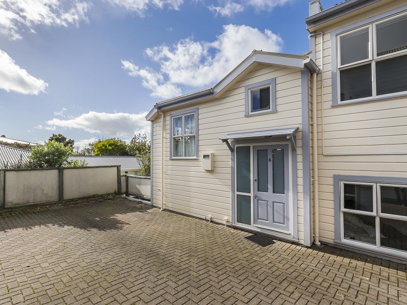 6/25 Mana Street, Vogeltown, Wellington - Carousel 21