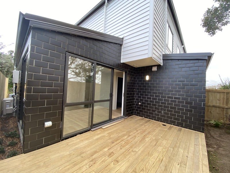 3F Westall Road, New Lynn, Auckland - Carousel 21