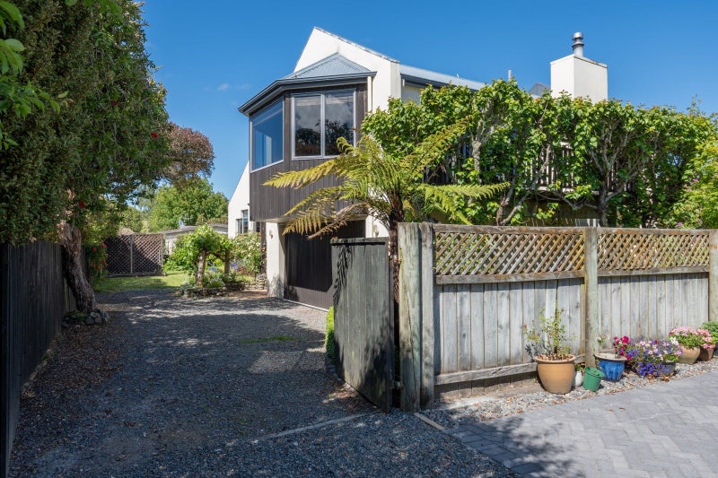 2/15 Weka Road, Waipahihi, Taupō - Carousel 2