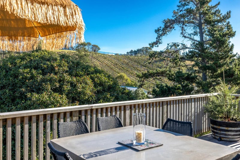 6 Trig Hill Road, Onetangi, Waiheke Island - Carousel 1