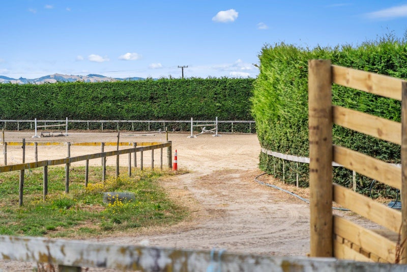 303 Parallel Road, Cambridge - Carousel 2