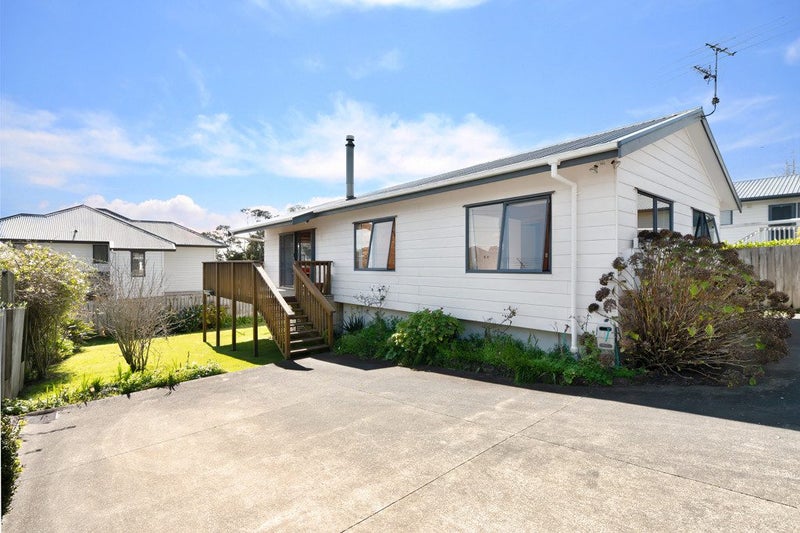 101A Kinross Street, Blockhouse Bay, Auckland - Carousel 1