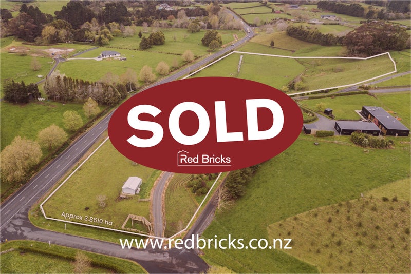 5 Beoley Lane, Whatawhata, Hamilton - Carousel 1