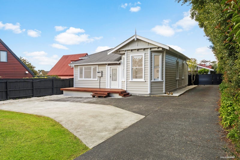 33 Rata ST, New Lynn, Auckland - Carousel 1