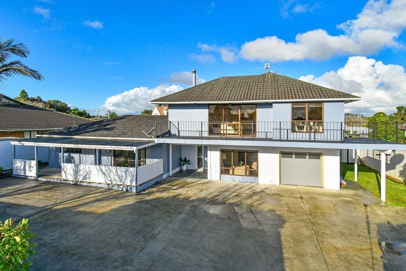 81 St Annes Crescent, Wattle Downs, Auckland - Carousel 2