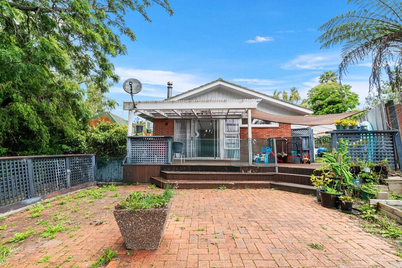 1/10 Rotoiti Avenue, Pakuranga Heights, Auckland - Carousel 1