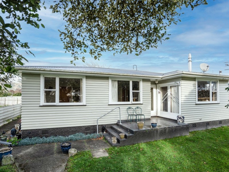 15 Crowther Street, Shannon, Shannon - Carousel 1