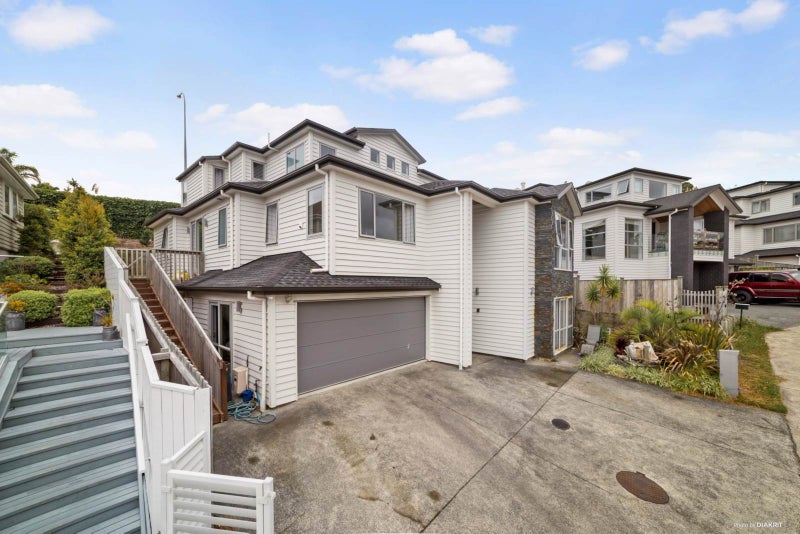 53 Golden Morning Drive, Albany Heights, Auckland - Carousel 2