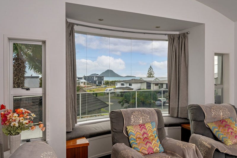26 Anchorage Grove, Coastlands, Whakatane - Carousel 2