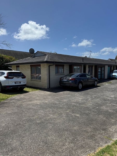 1/560 Great South Road, Papatoetoe, Auckland - Carousel 2