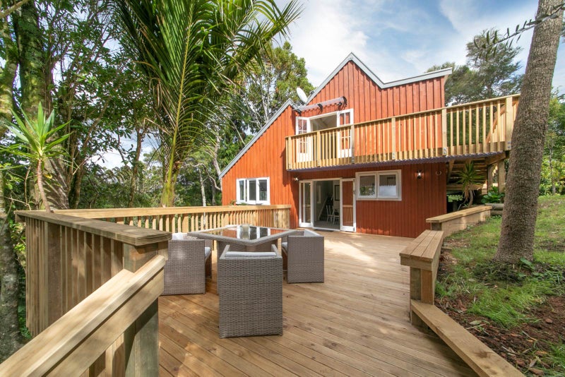 30 Kauri Loop Road, Oratia, Auckland - Carousel 2