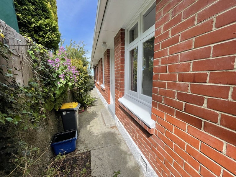 32A Havelock Street, Mornington, Dunedin - Carousel 1