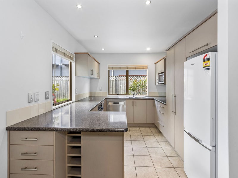 11B Stoneyhurst Street, St Albans, Christchurch - Carousel 2