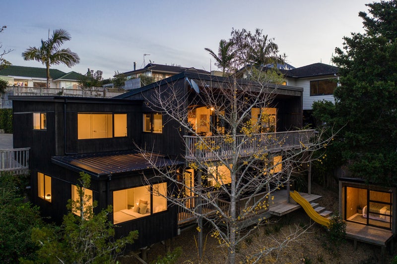 88A Uxbridge Road, Cockle Bay, Auckland - Carousel 1