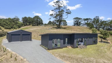 9 Aurea Terrace, Kumeū - Carousel 1