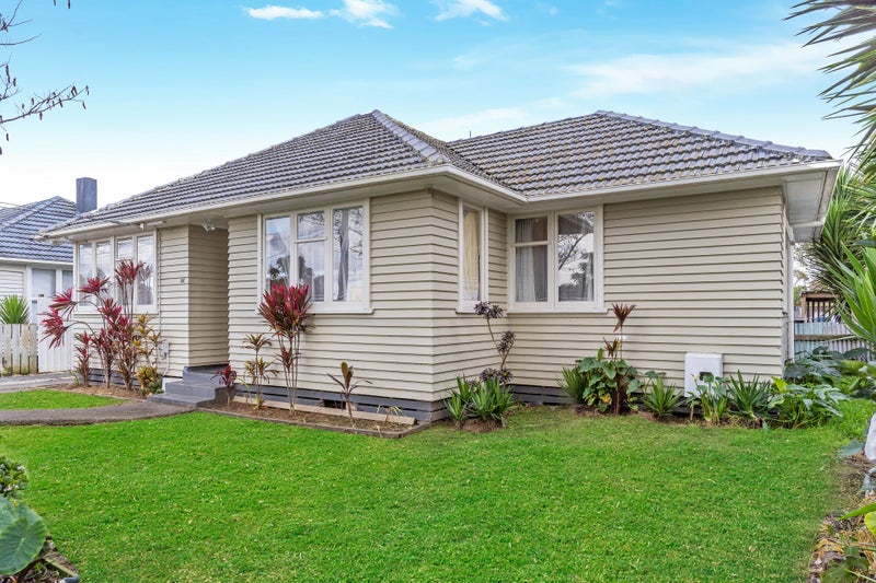 96 Franklyne Road, Otara, Auckland - Carousel 1