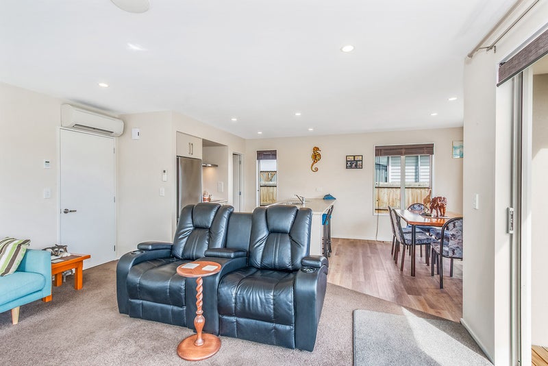 18 Meon Street, Aranui, Christchurch - Carousel 2