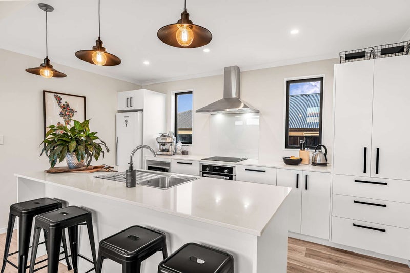 36 Palliser Place, Milson, Palmerston North - Carousel 1