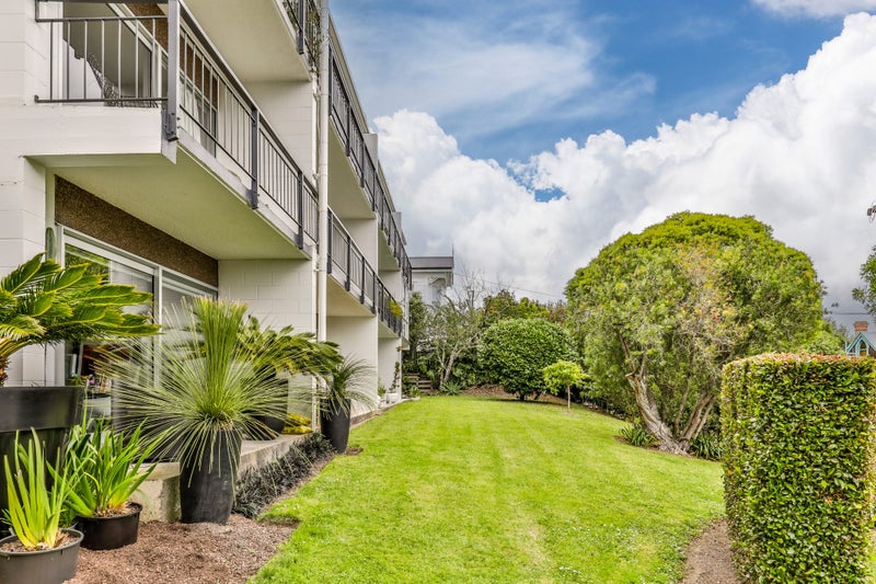 6/59 Sentinel Road, Herne Bay, Auckland - Carousel 16