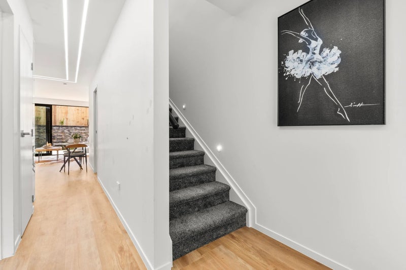 48 Kapuka Road, Mangere Bridge, Auckland - Carousel 2