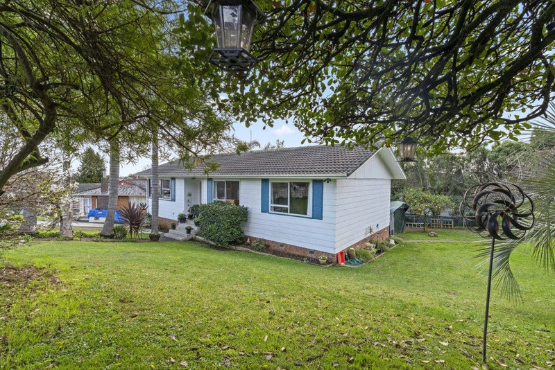 44 Mack Place, Red Hill, Papakura - Carousel 1