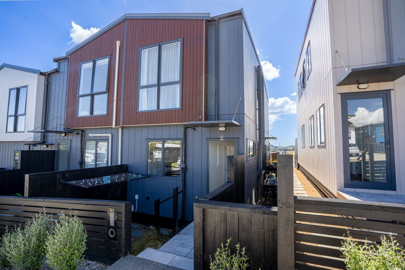 92 Tahere Road, Totara Park, Auckland - Carousel 1