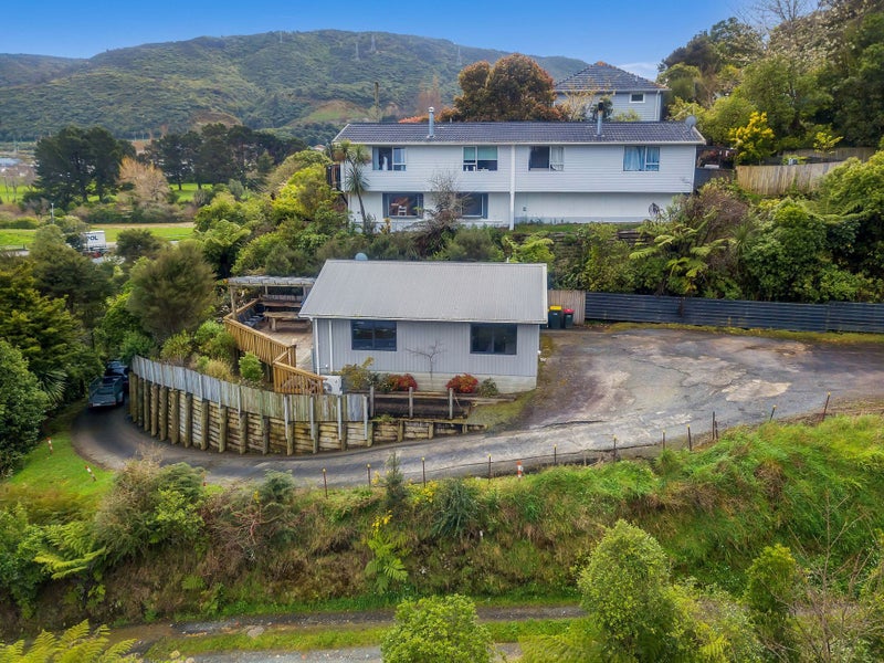 29 Thomas Street, Stokes Valley, Lower Hutt - Carousel 26