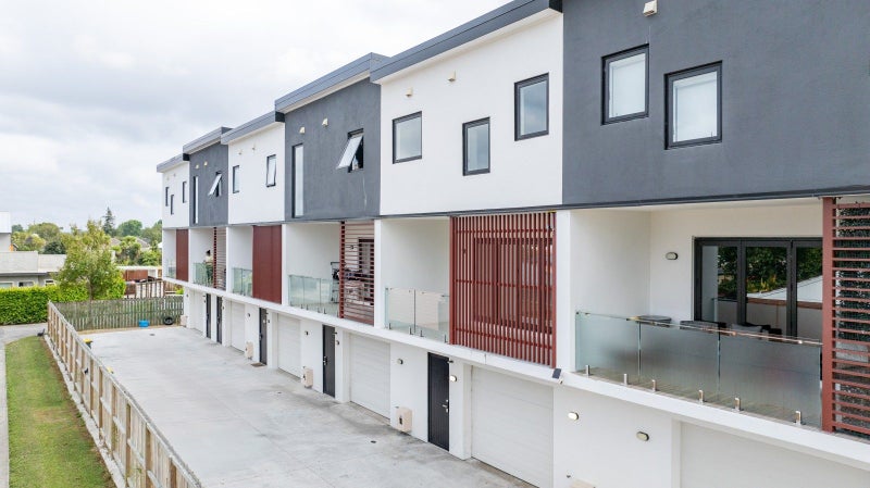 2/45 Fifth Avenue, Enderley, Hamilton - Carousel 2