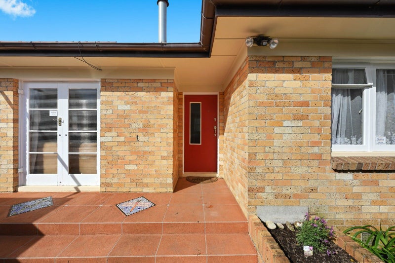 99 Cook Street, Hamilton East, Hamilton - Carousel 2