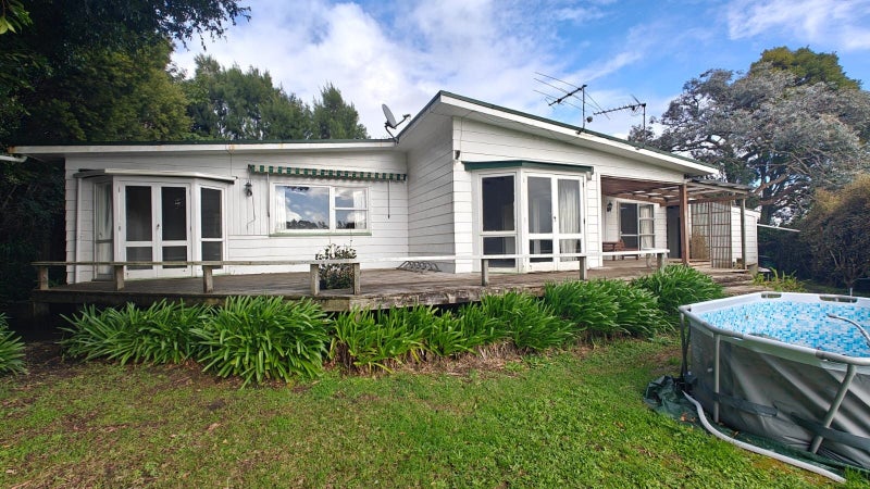 150 Coatesville-Riverhead Highway, Albany - Carousel 1