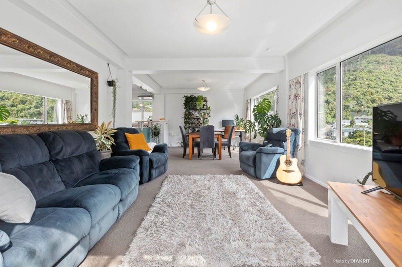 6/68 Hill Street, Thorndon, Wellington - Carousel 1