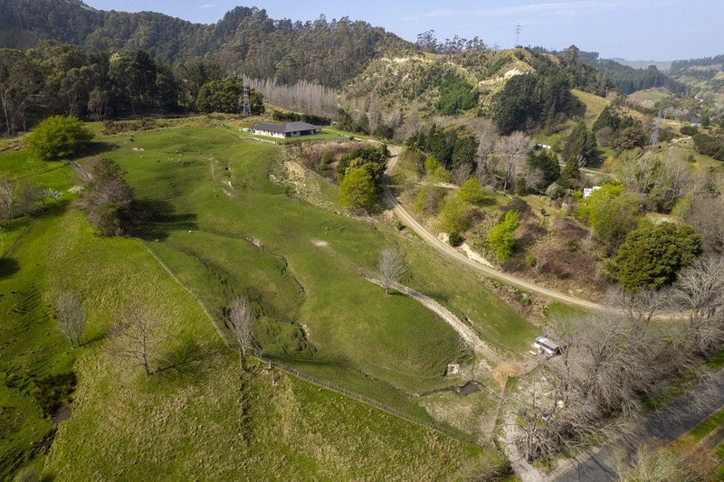 236 Valley Road, Mangapapa, Gisborne - Carousel 6