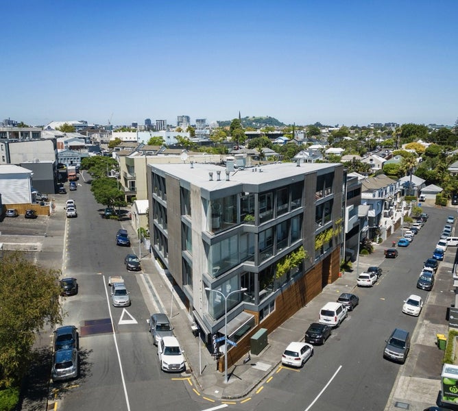 8/22 Prosford Street, Ponsonby, Auckland - Carousel 17