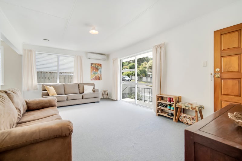 12 Nash Street, Marfell, New Plymouth - Carousel 2