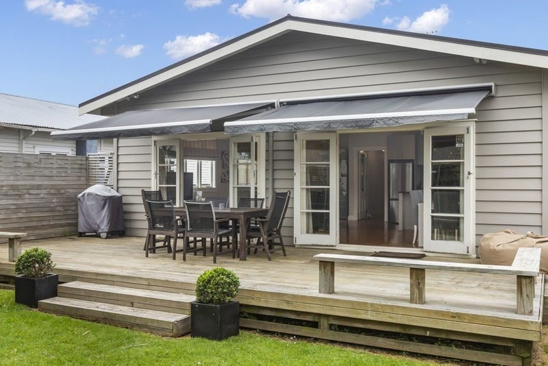 100 Grey Street, Onehunga, Auckland - Carousel 1