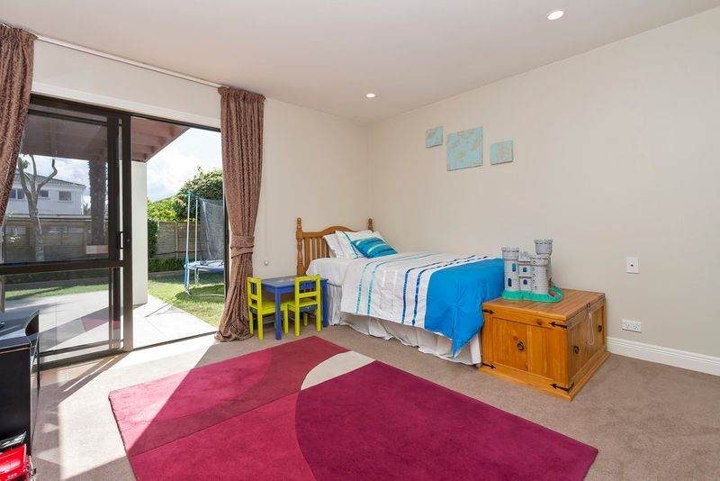 2/6 Taranaki Road, Kohimarama, Auckland - Carousel 10