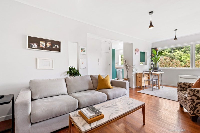 9 Waiapu Road, Kelburn, Wellington - Carousel 2