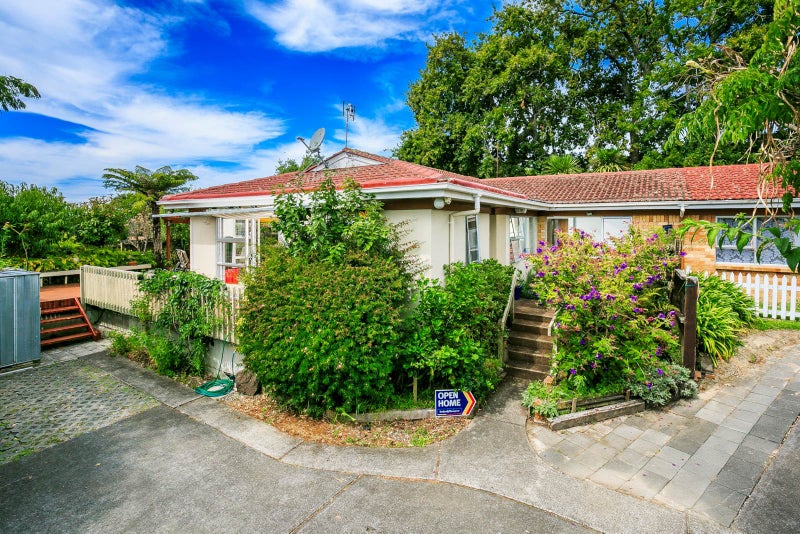 4/89 Birkdale Road, Birkdale, Auckland - Carousel 1