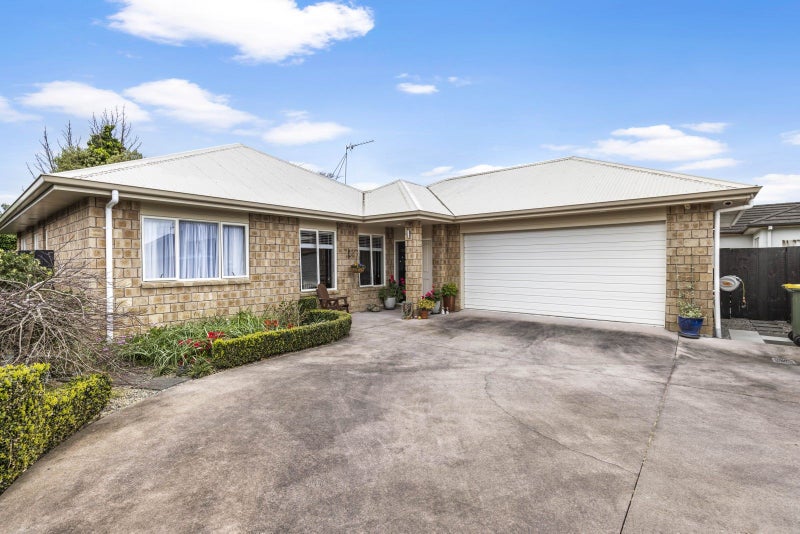 381F Hukanui Road, Rototuna, Hamilton - Carousel 1