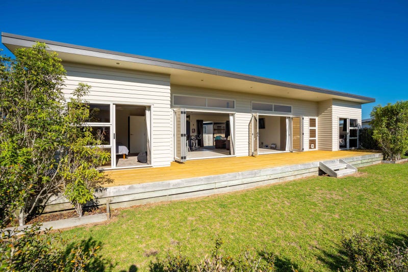 16 Anchorage Road, Mangawhai Heads, Mangawhai - Carousel 2