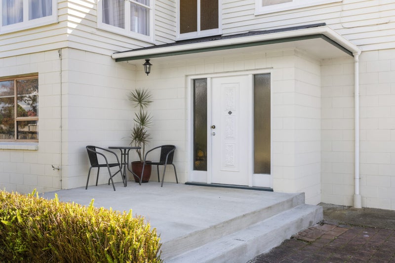 12 Koru Street, Mangere Bridge, Auckland - Carousel 24