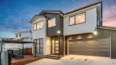 15 Merv Clarke Lane, Massey, Auckland - Carousel 1