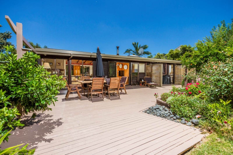 2/30 Ramsgate Terrace, Mairangi Bay, Auckland - Carousel 22