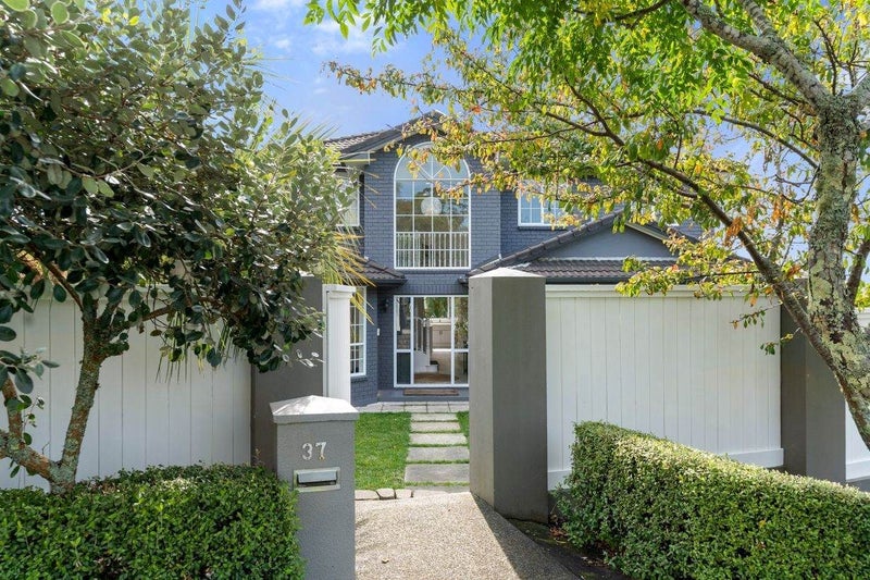 37 Summerhill Place, St Heliers, Auckland - Carousel 1