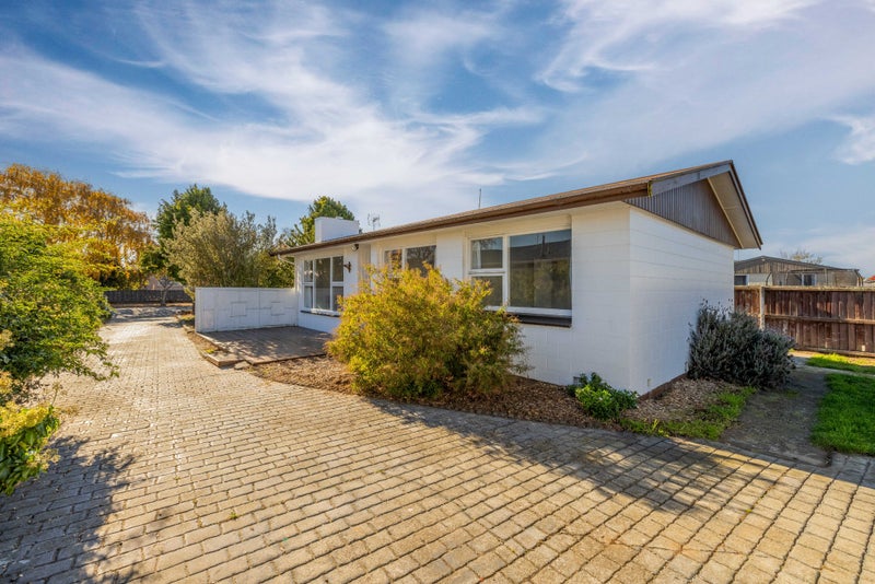 11 Cottonwood Street, Parklands, Christchurch - Carousel 1