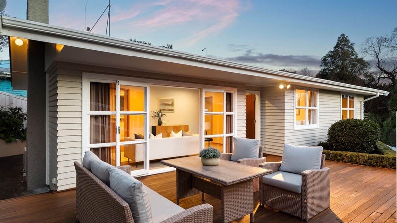 102 Monarch Avenue, Hillcrest, Auckland - Carousel 1