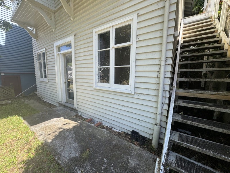 35 Adams Terrace, Aro Valley, Wellington - Carousel 19